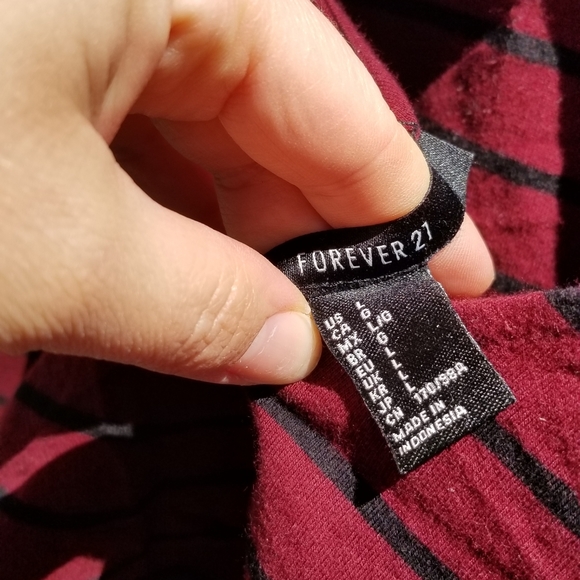 Forever 21 crop top - Picture 3 of 3